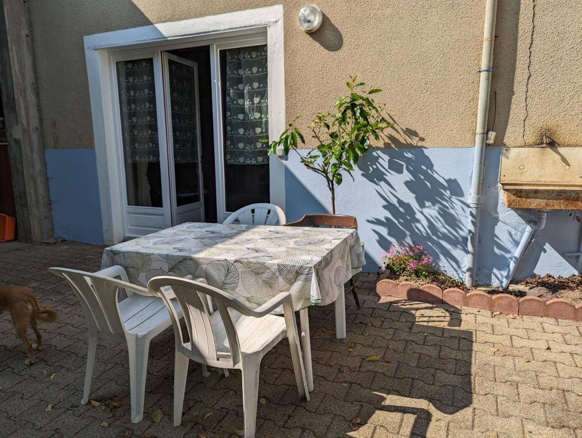 Domaine Viticole Bed and Breakfast Beaujeu  Esterno foto
